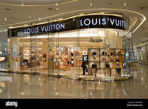 louis vuitton factory outlet uk.